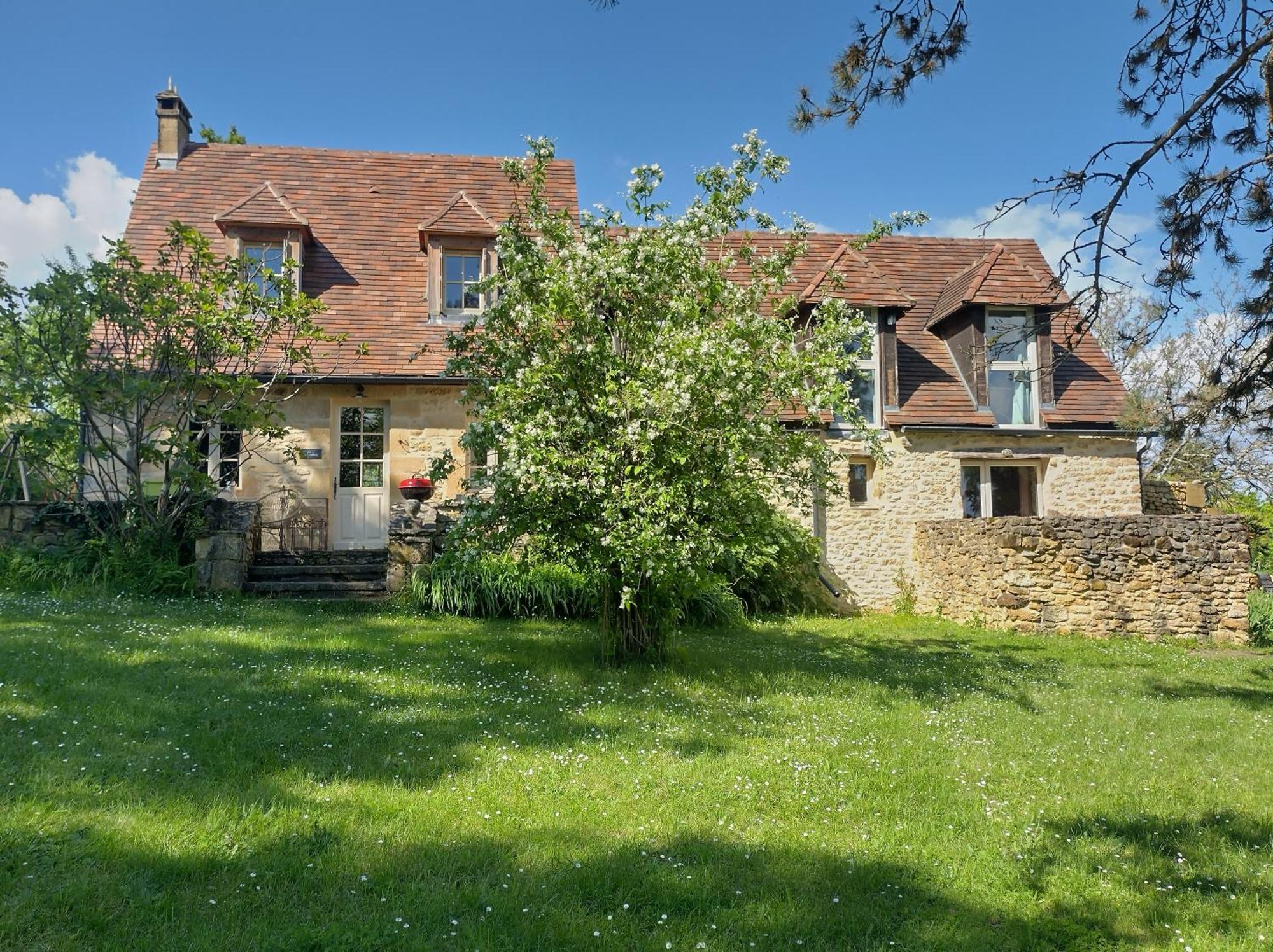Les Bernardies Simeyrols Exterior photo